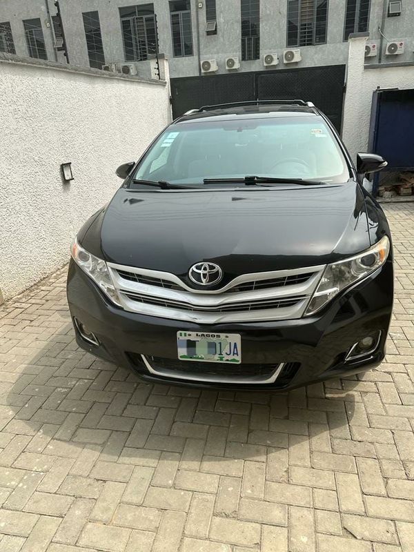 Main image of 2014 Toyota Venza